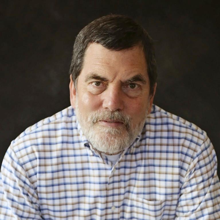 Peter Hille headshot